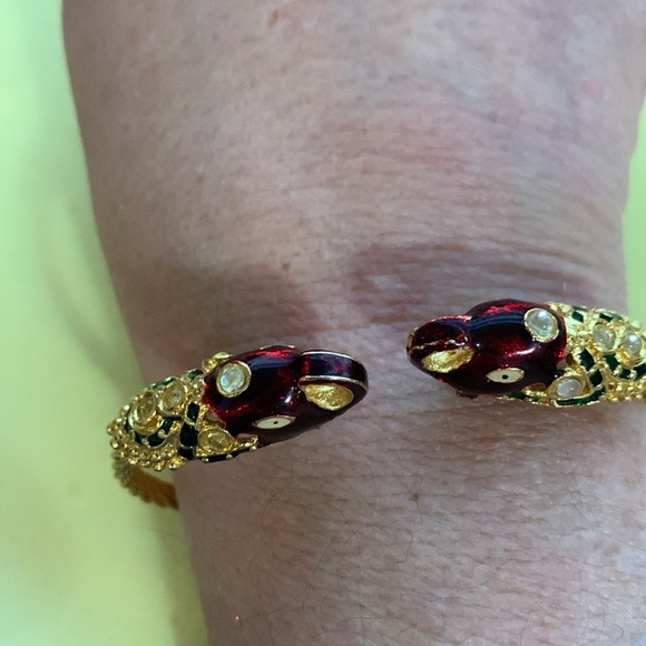 Unique bracelet - Picture 3 of 7